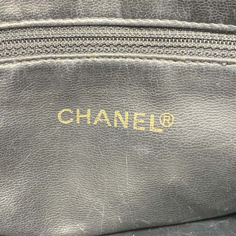 CHANEL Black Shoulder Bag - Picture 5 of 13